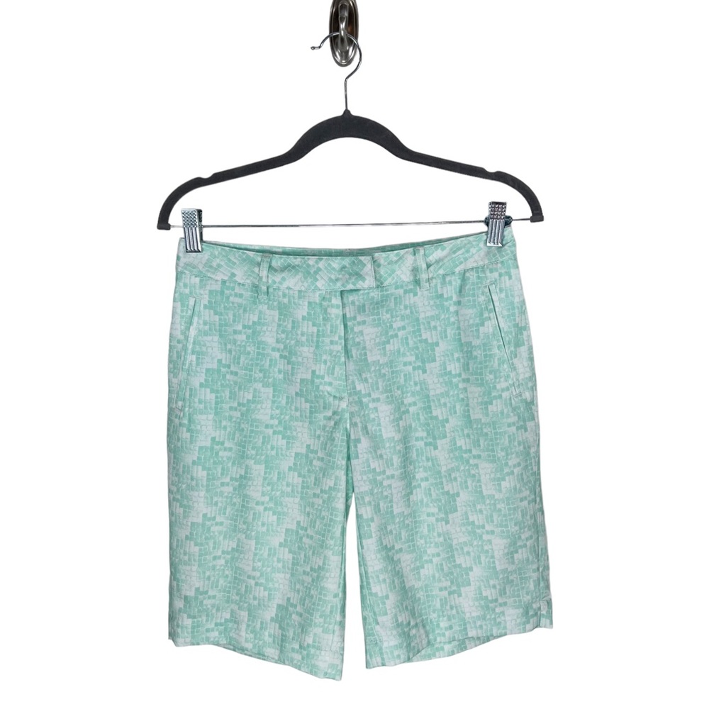 Lady Hagen Mint Green Calypso 10” Bermuda Golf Shorts Size 2